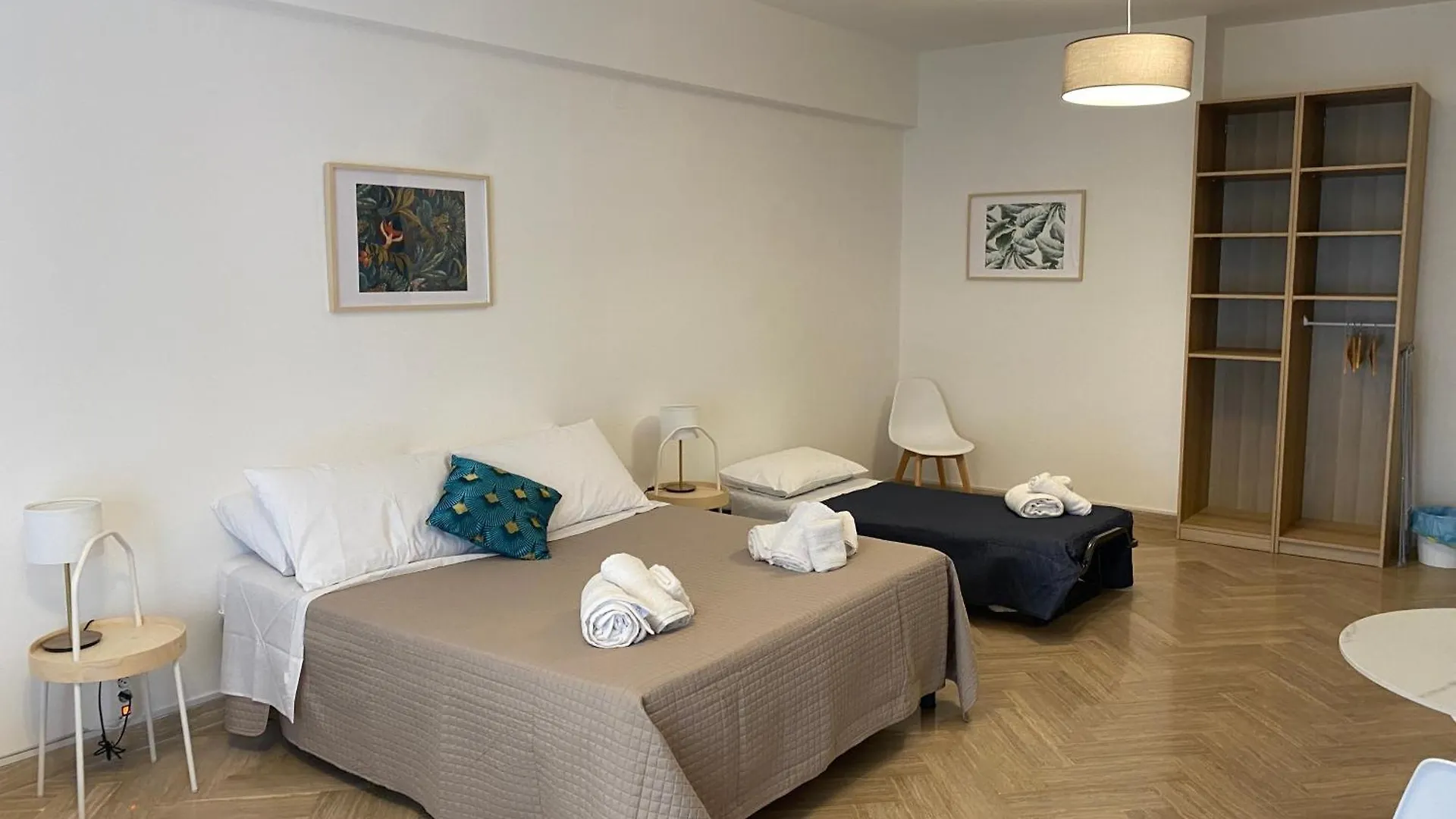 La Dimora Dei Teatri, Luxury Rooms location